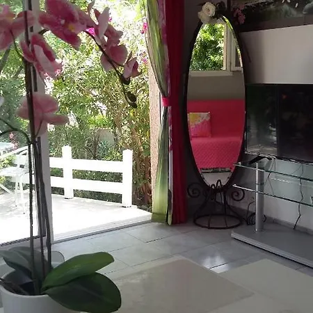 Le Mazet Du Thym * Restinclieres