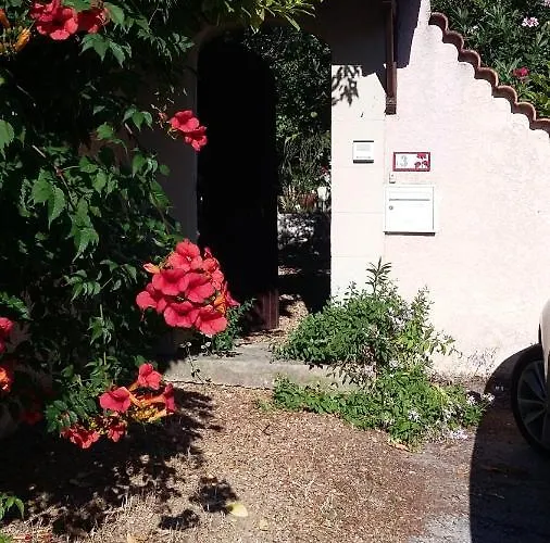 Le Mazet Du Thym Ferienhaus *