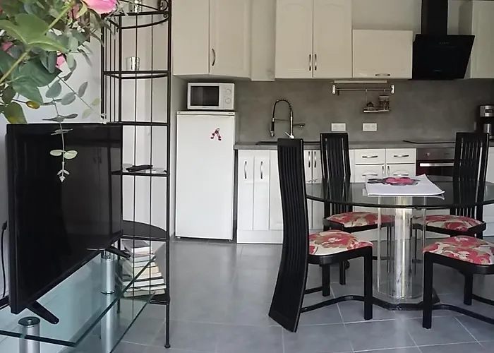 Le Mazet Du Thym Ferienhaus *